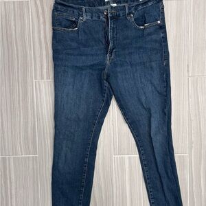 Good American Good Legs Skinny Jeans